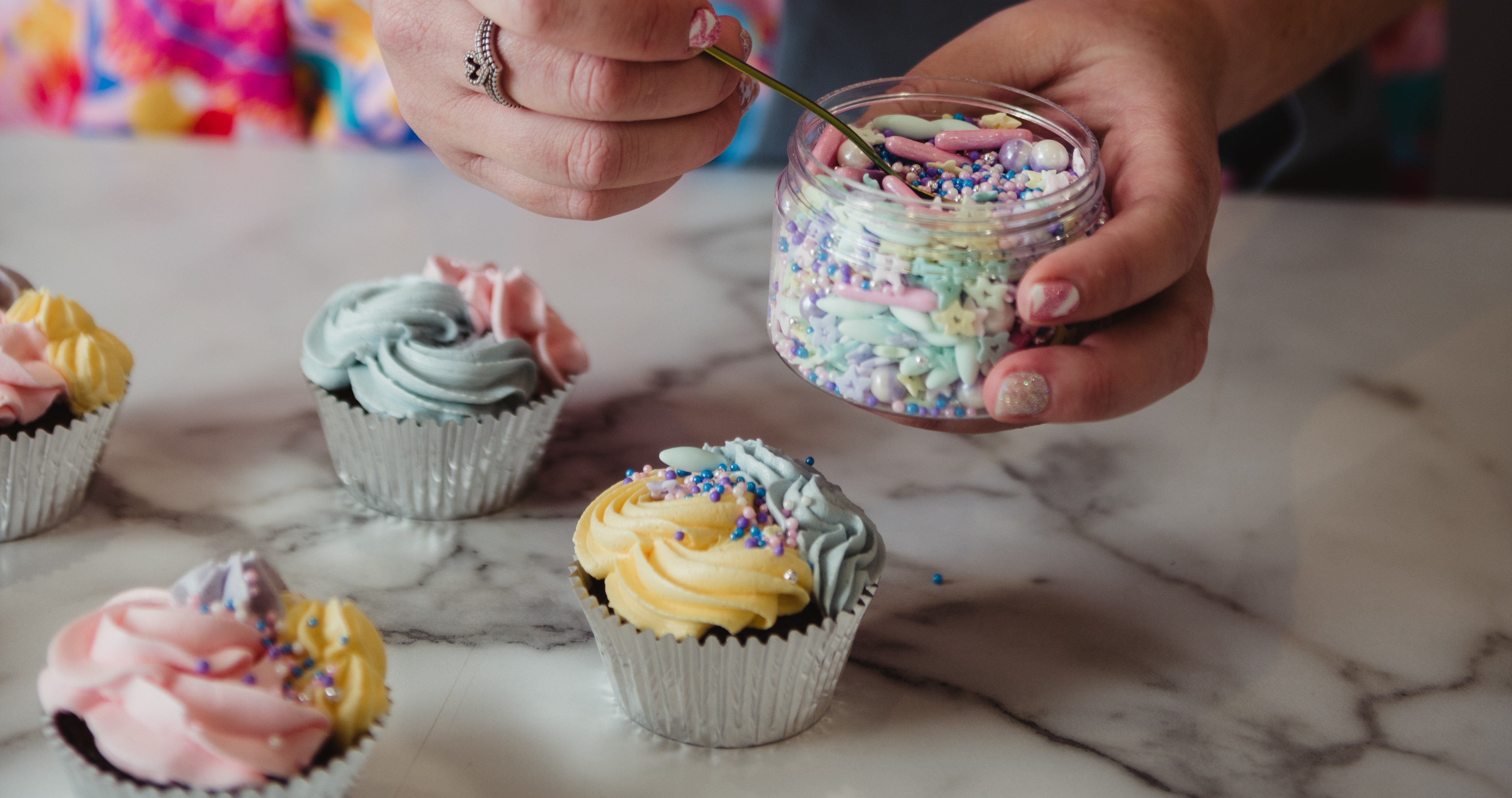 Types of Cake Sprinkles Using Sprinkles for Cookies, Cupcakes & Cakes