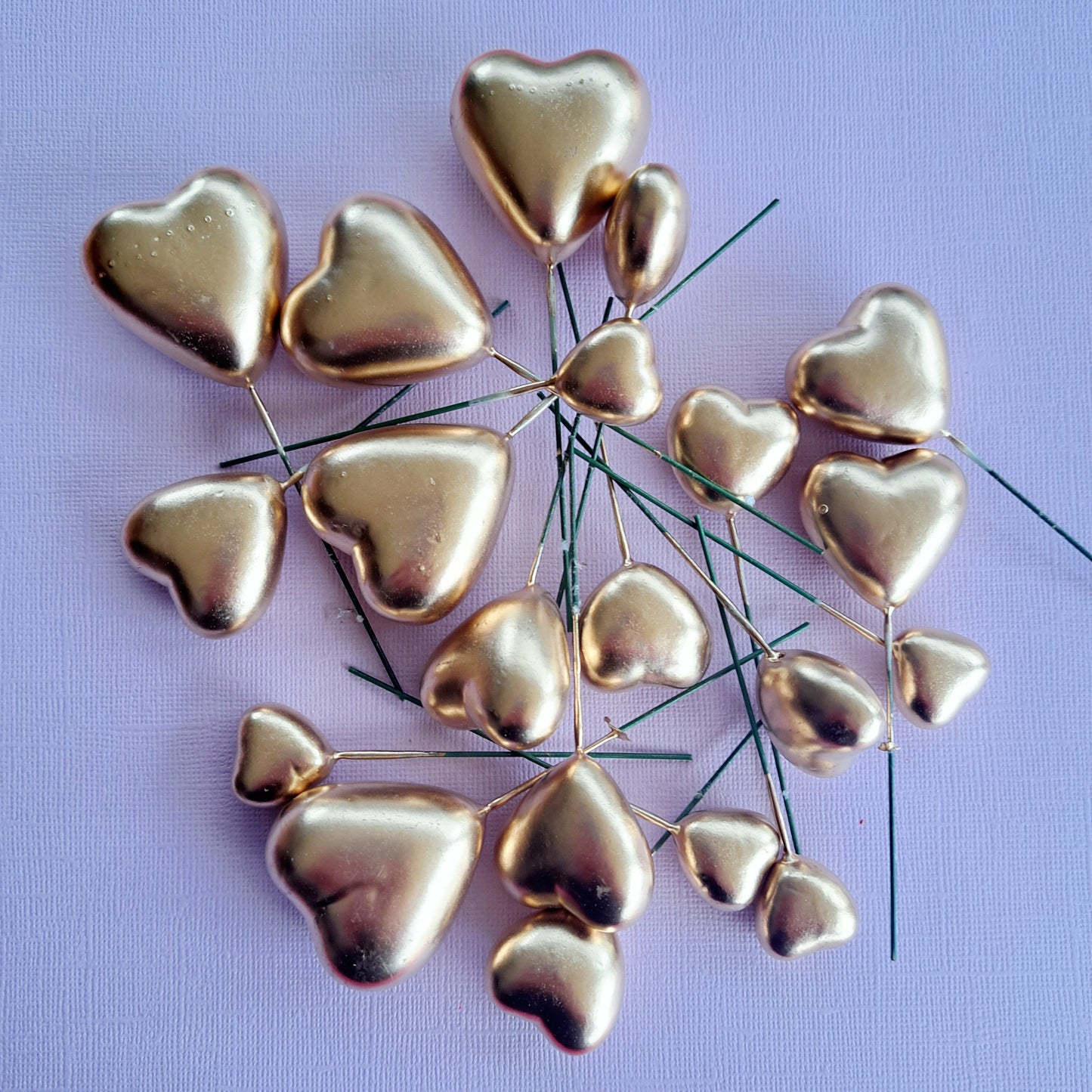 Metallic Gold Heart Faux Ball Set
