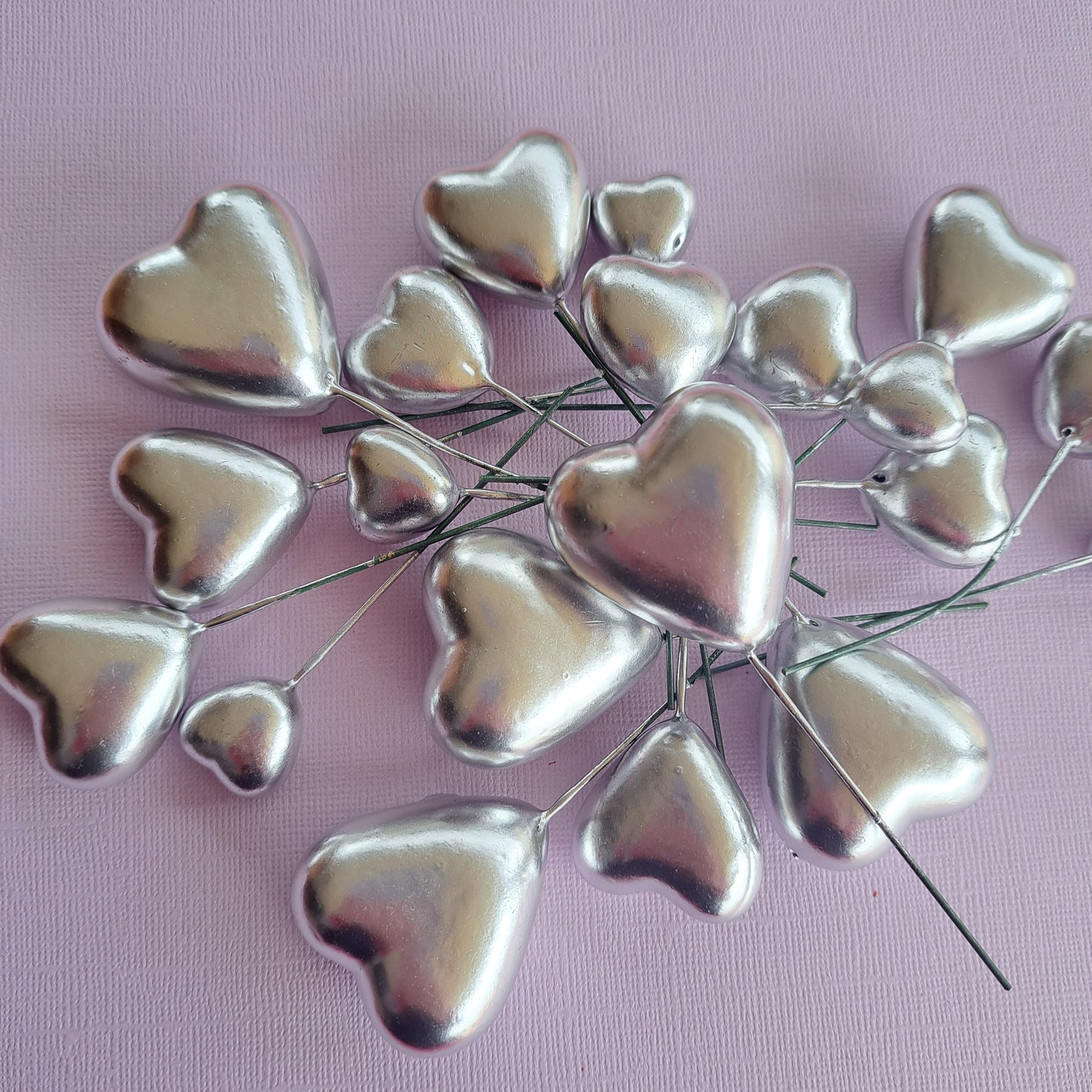 Metallic Silver Heart Faux Ball Set