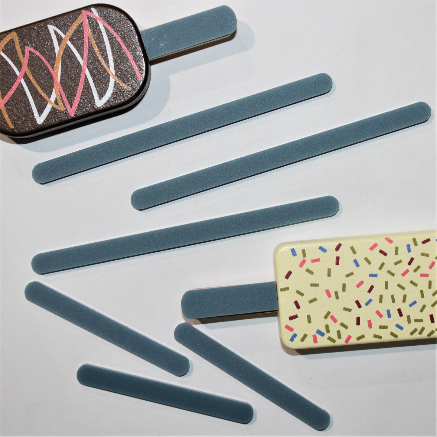 Acrylic Cakesicle Stick (choose colour)