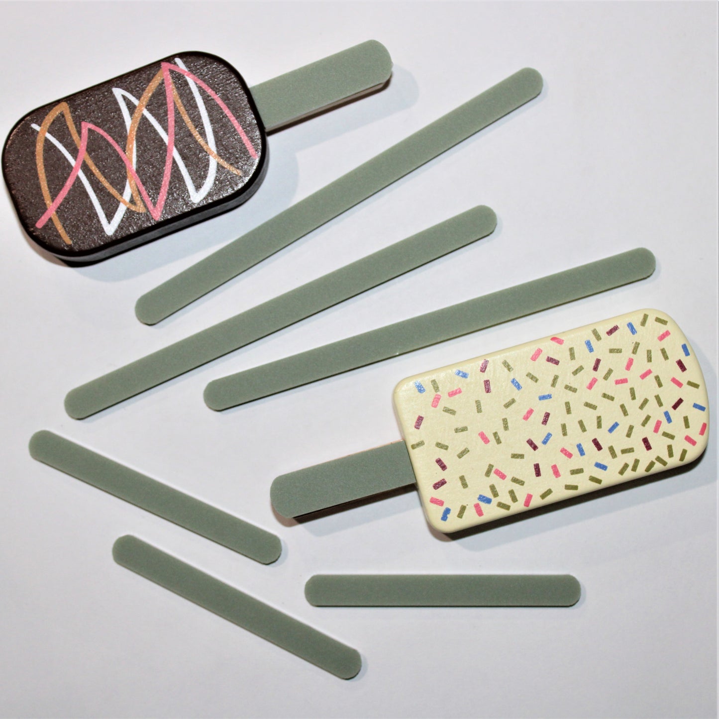 Acrylic Cakesicle Stick (choose colour)