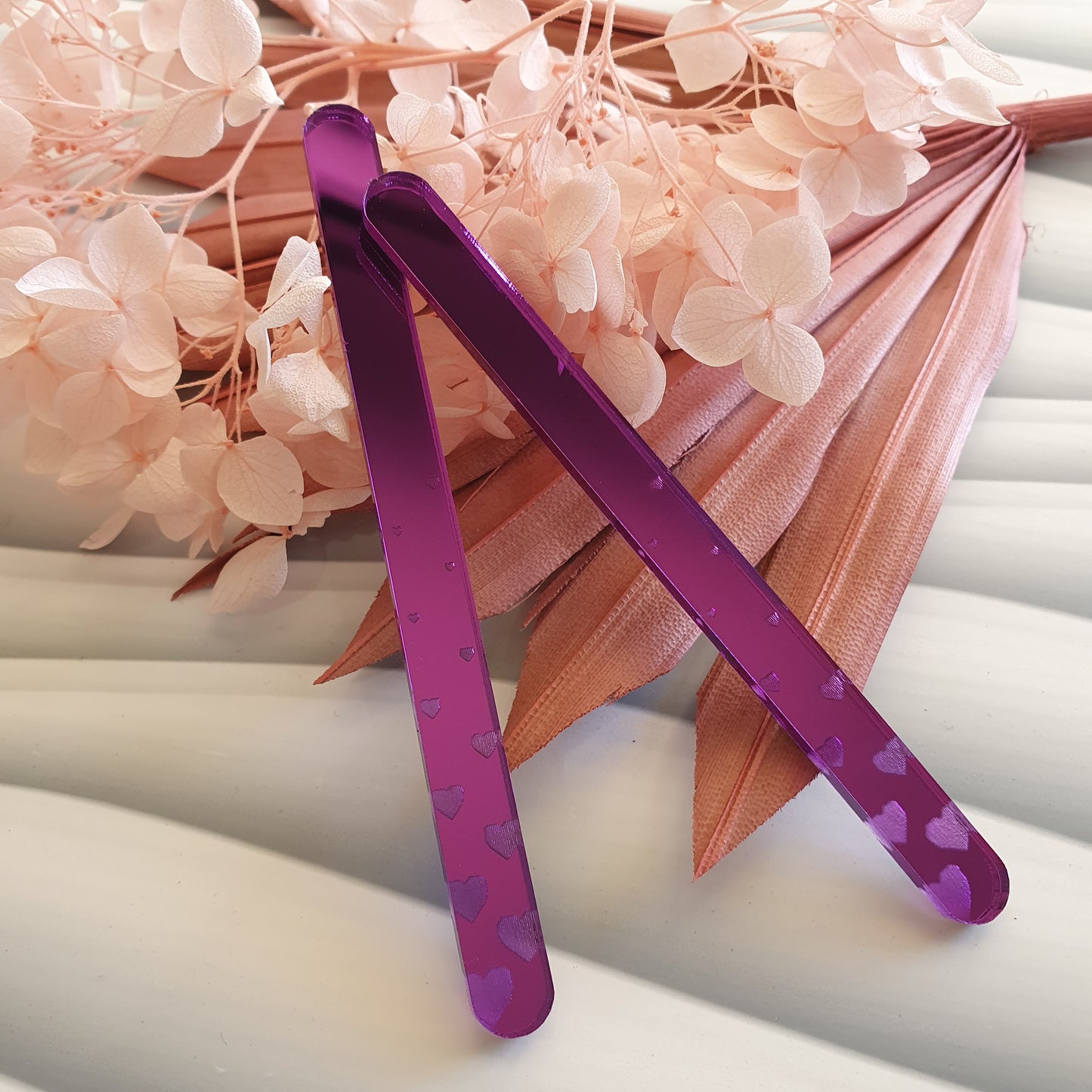 Elegant Descending Love Heart (pick colour) Acrylic Cakesicle Stick