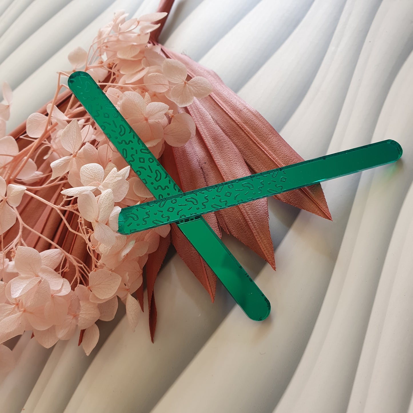 Funky Lines (pick colour) Acrylic Cakesicle Stick