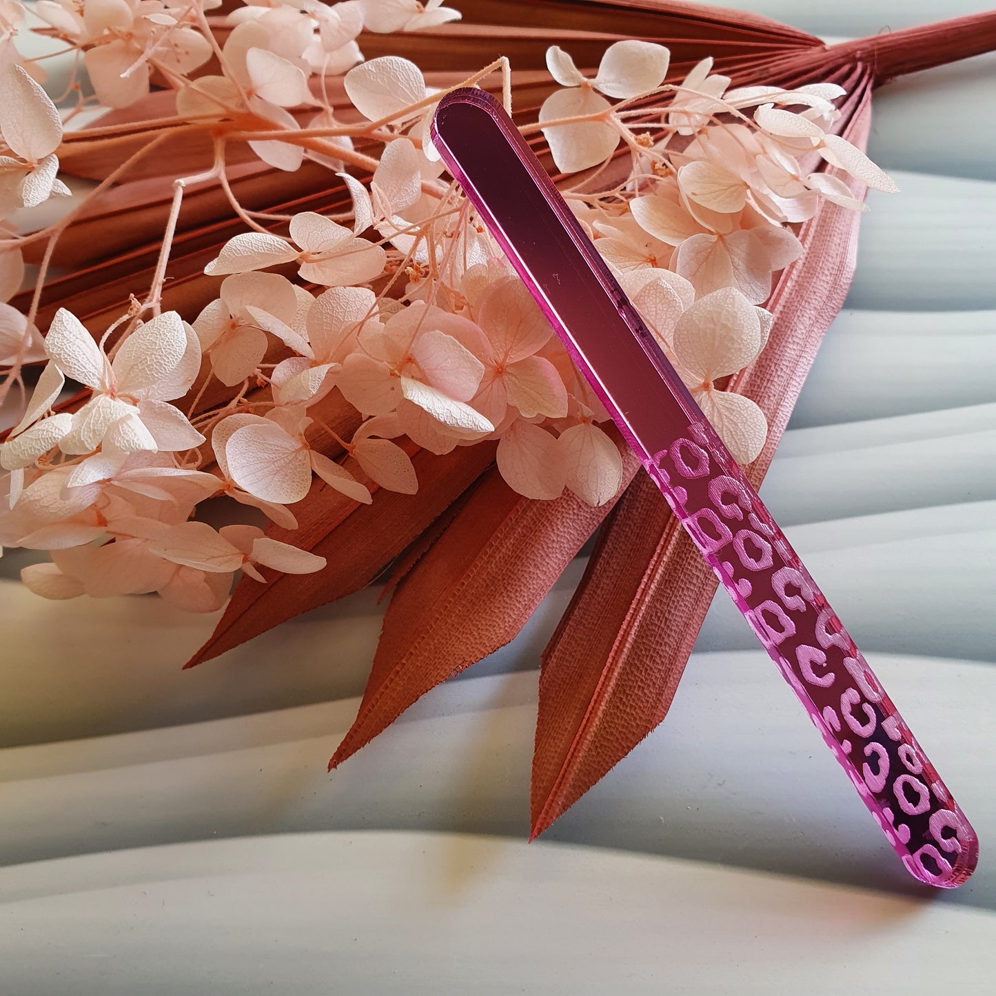 Elegant Leopard Print (pick colour) Acrylic Cakesicle Stick