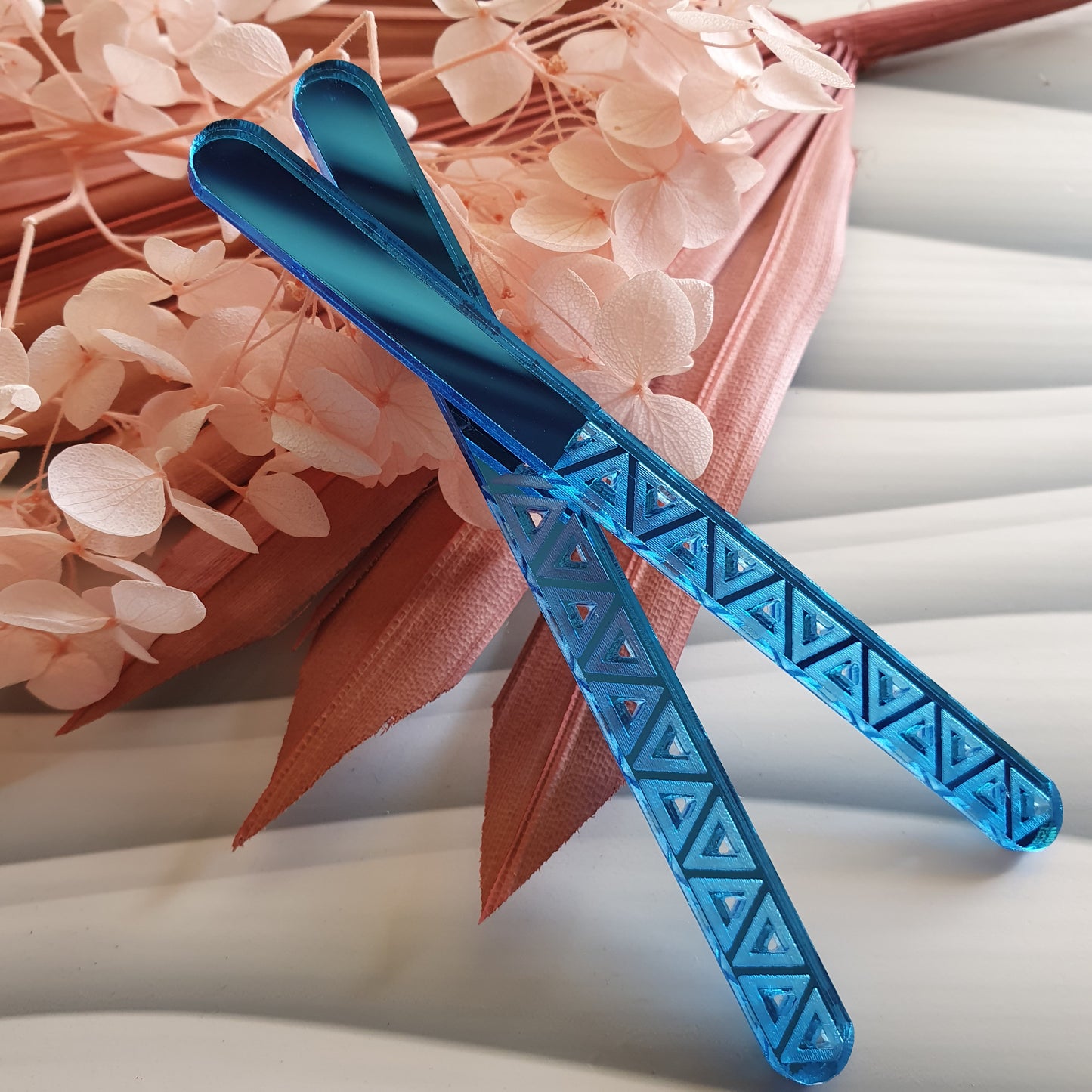 Elegant Triangle (pick colour) Acrylic Cakesicle Stick