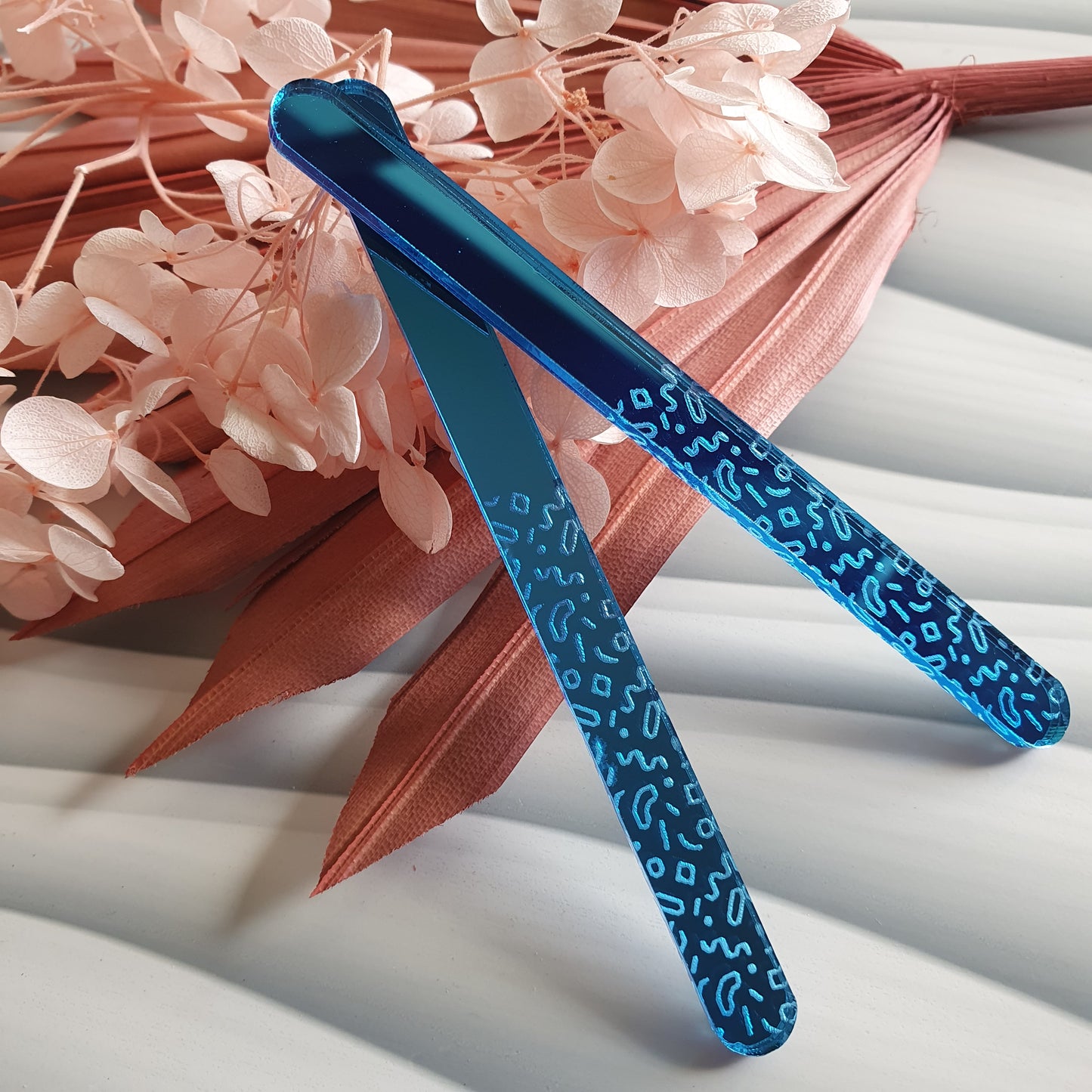 Funky Lines (pick colour) Acrylic Cakesicle Stick