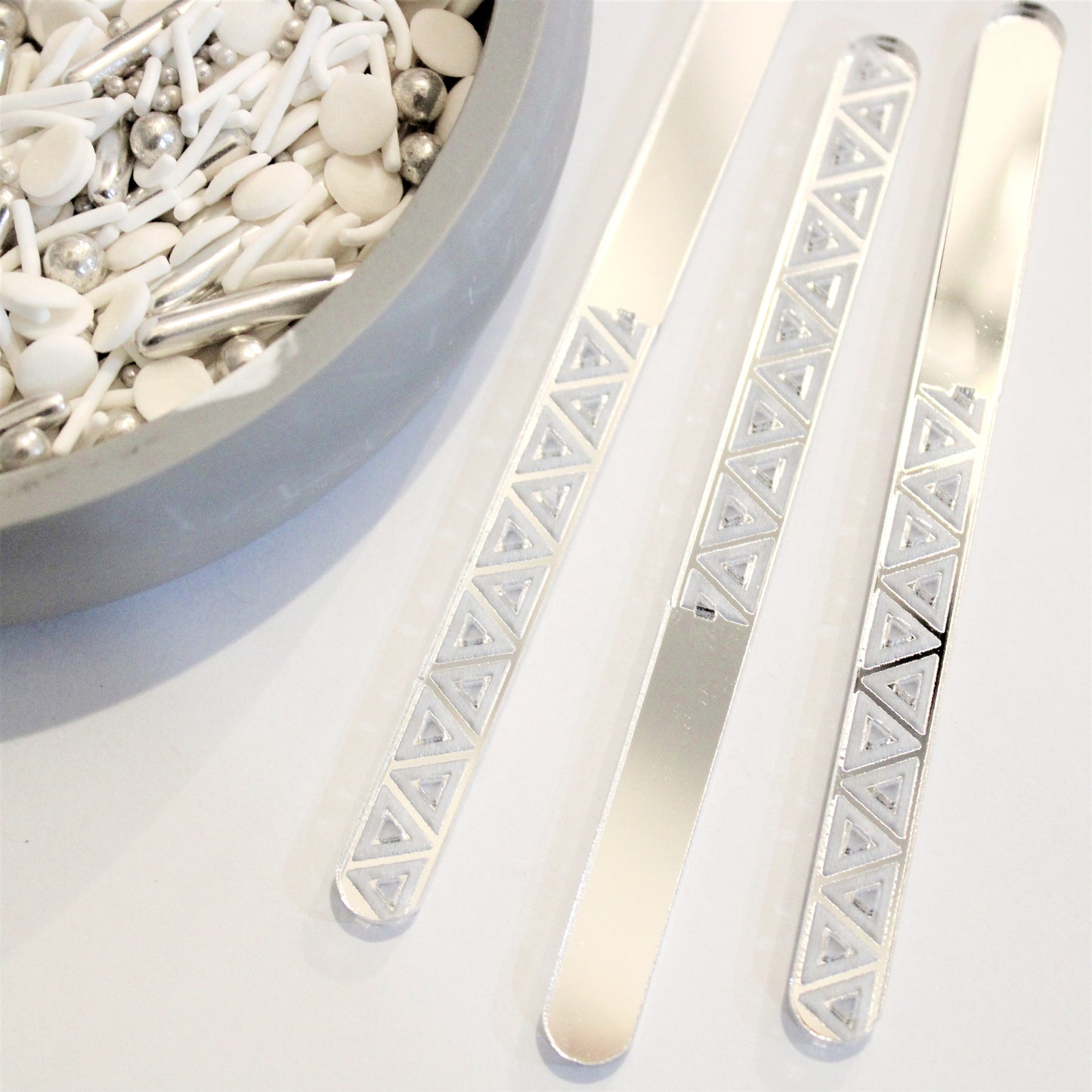 Elegant Triangle (pick colour) Acrylic Cakesicle Stick