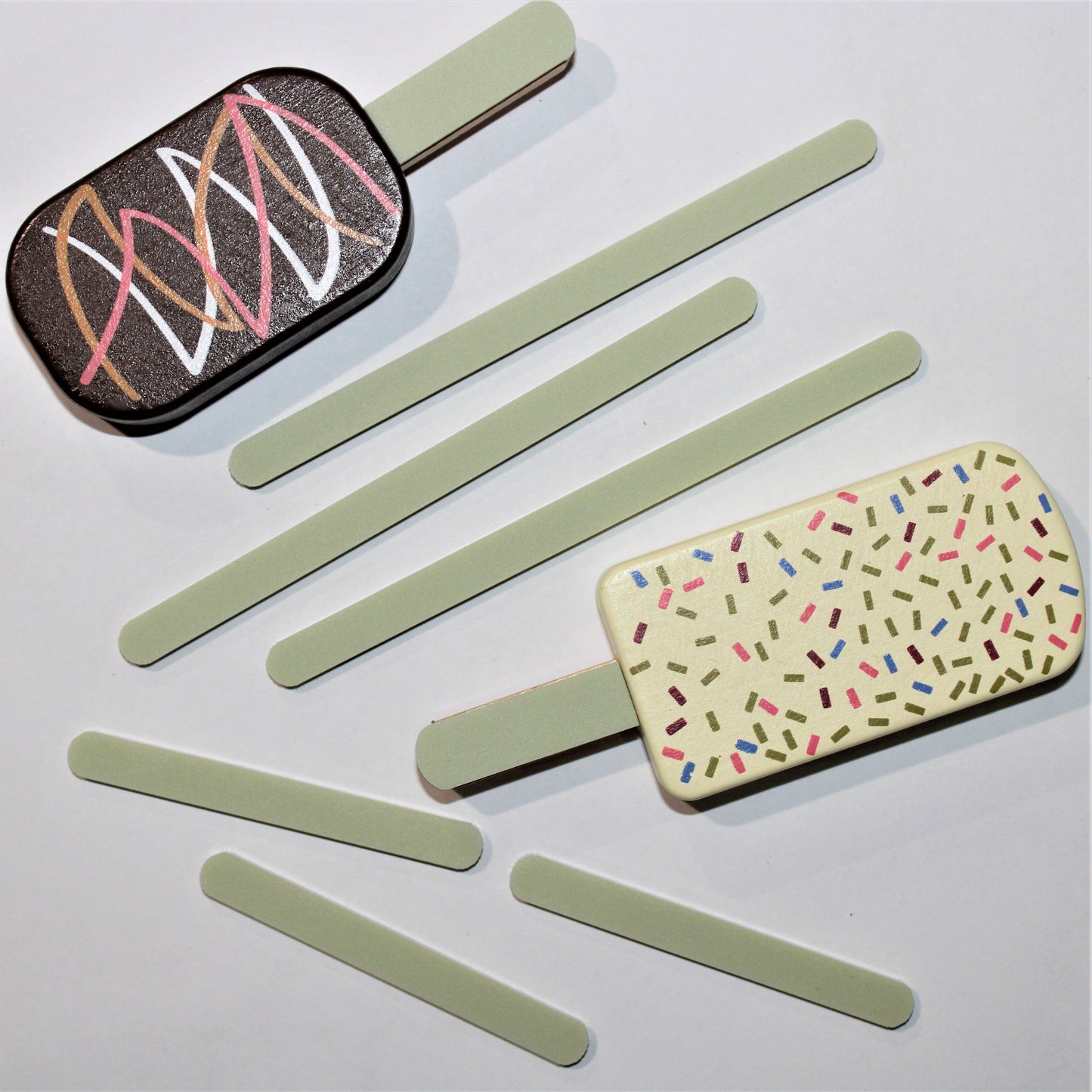 Acrylic Cakesicle Stick (choose colour)