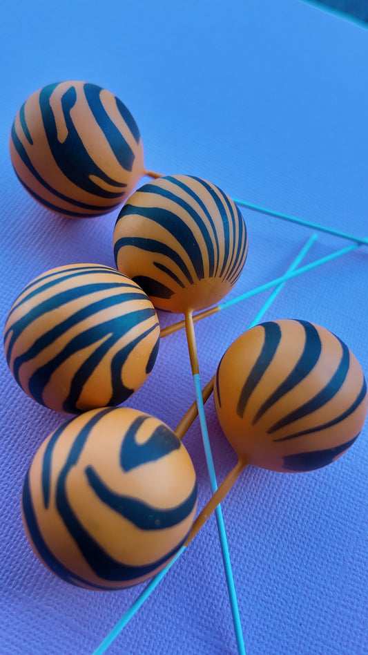 Tiger Faux Ball Set