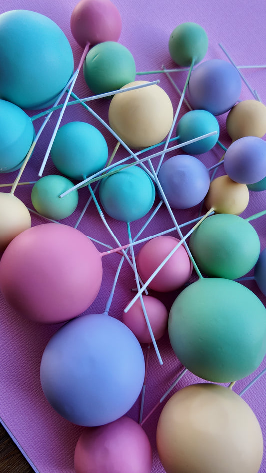 Pastel Matte Faux Ball Set
