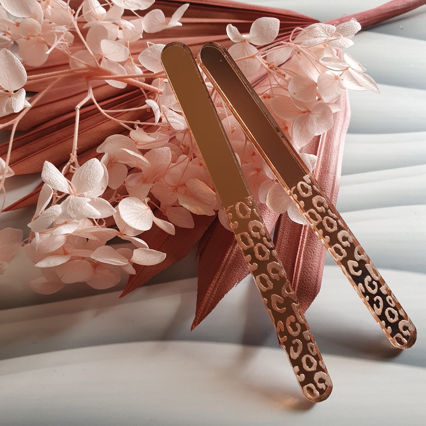 Elegant Leopard Print (pick colour) Acrylic Cakesicle Stick