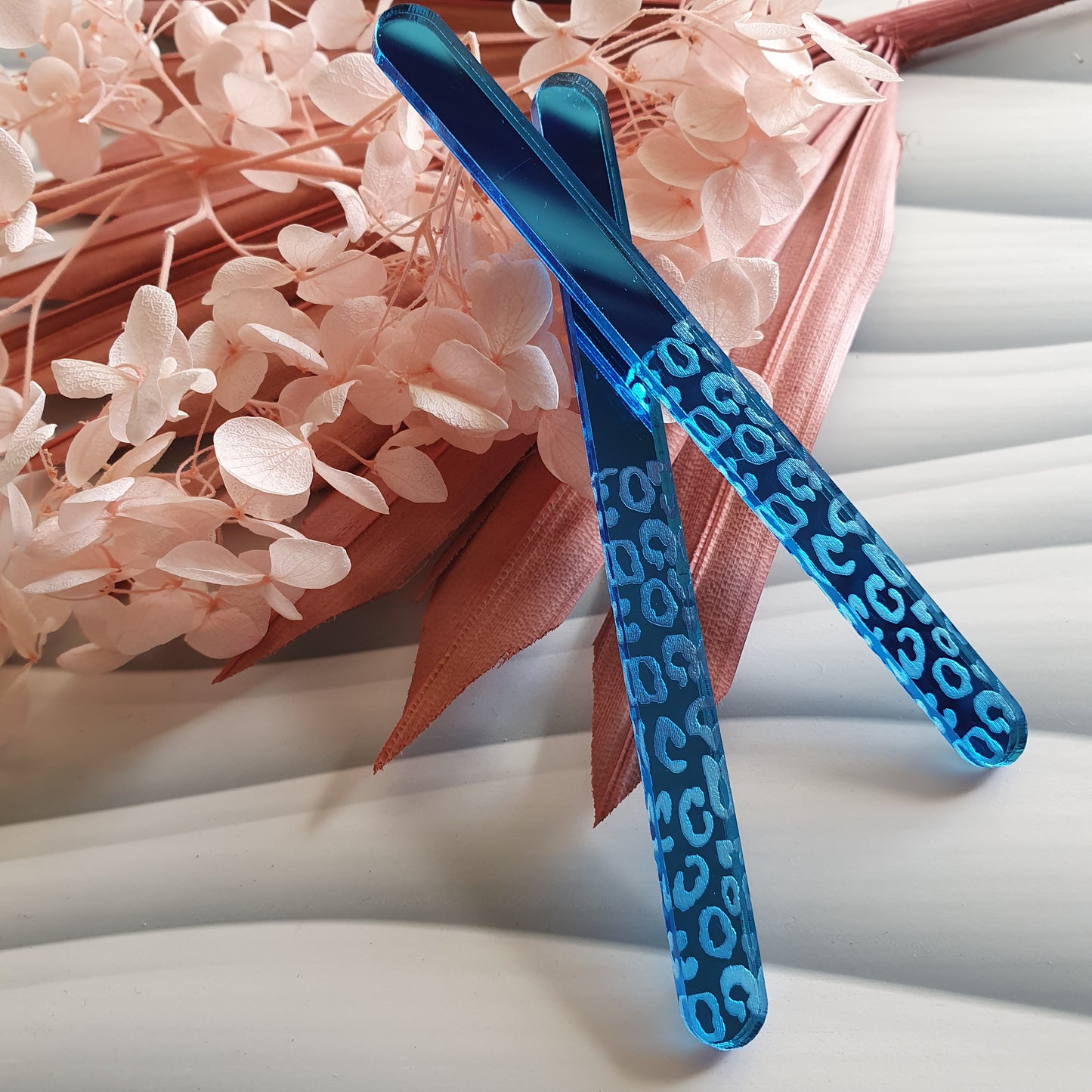 Elegant Leopard Print (pick colour) Acrylic Cakesicle Stick