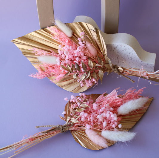 Spear Palm Bouquet (Pick Colour)